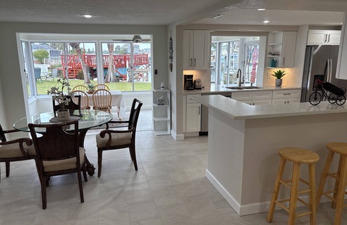 New Port Richey Casa | Beautiful home on a deep water canal leading to the Gulf of Mexico.