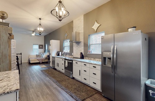Holiday Island Casa | Beautiful home with extraordinary lake views from large deck & modern amenities
