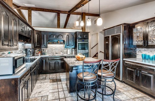 Central Oklahoma City Casa | Beautiful home with large outdoor pool and hot tub. Large beautiful backyard