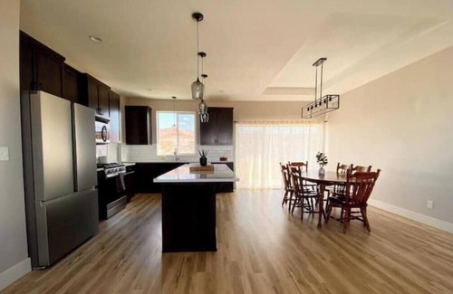 Pocatello Casa | Beautiful Home with an even better view