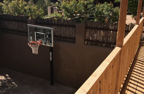 West Alameda Casa | Hermosa casa con piscina y spa (agua salada y abierto todo el año) y aire acondicionado