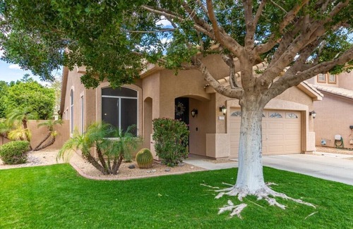 Sierra Verde at Arrowhead Ranch Casa | Beautiful Home with Private Pool!