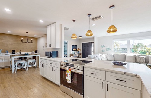 South Sarasota Casa | Beautiful home with private pool and space for the whole family