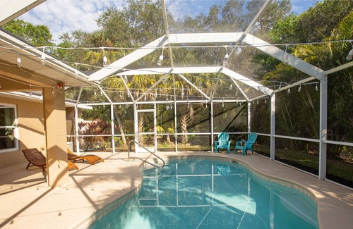 Jacarandas Casa | Beautiful Home with Heated Salt Pool,☆ 4BR 2br! North Cape-coral! ❤️