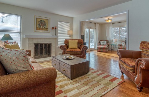 Carbondale Casa | Hermosa casa con patio trasero - ¡2 pases de pesca con mosca incluidos!
