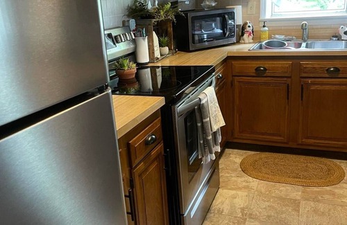 Monticello Otro | Beautiful home with large yard and lots of room!