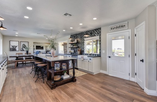 Placerville Casa | ¡NUEVO LISTADO! Hermosa casa con piscina en superficie!