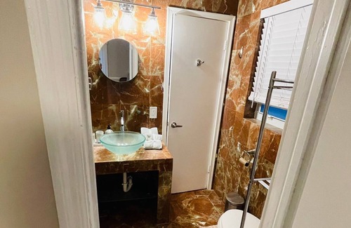 Bal Harbour Casa | BEAUTIFUL HOMES IN SURFSIDE MIAMI