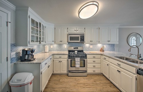 Piney Casa | Beautiful Hot Springs lake house on Lake Hamilton steps away from the lake!!!!!!