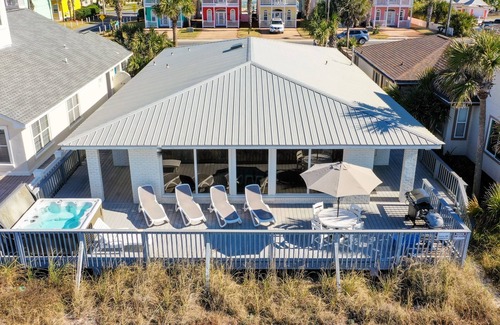 Lullwater Beach On Gulf Of Mexico Casa | Hermosa casa con bañera de hidromasaje directamente en la playa - 7 casas abajo de Pier Park