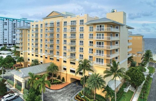 Pompano Beach Condominio | Beautiful Hotel in Royal Vista 1BD near North Ocean Park