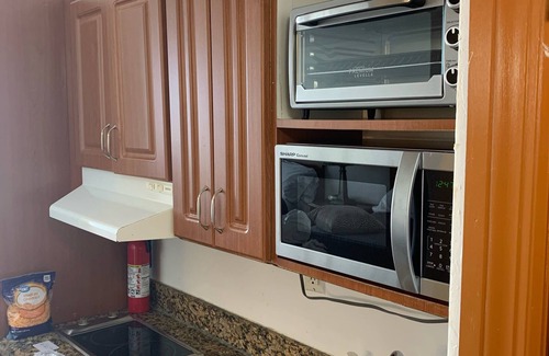 Sunny Isles Beach Casa | Beautiful Hotel Studio on the beach. STR-01535