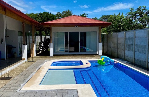 Esterillos Este Casa | Hermosa casa en Esterillos Este