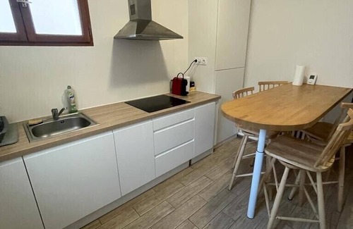 Centre Cabina | BEAUTIFUL HOUSE 11 MM FROM THE CHAMPS ELYSEES
