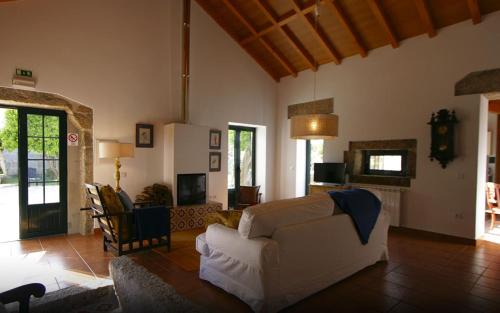 Gouveia Casa | Beautiful house and garden at Serra da Estrela, perfect for groups and families