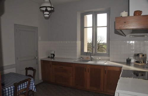 Masseret Casa | HERMOSA CASA BOURGEOISE, 9 personas, en el centro del pueblo de MASSERET