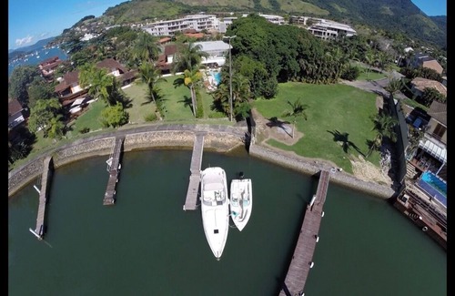 Frade Casa | Beautiful house in Angra- Porto Frade-Fasano