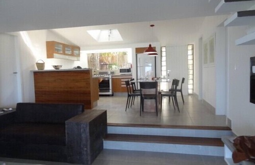 Praia Rasa Casa | Hermosa casa en la orilla del mar en Buzios - 4 suites, todas con aire acondicionado