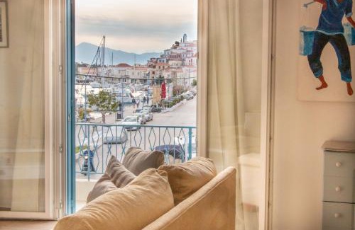 Poros Casa | Beautiful house by the sea