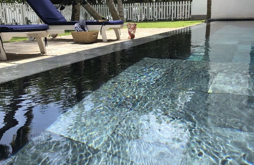 Weligama Villa | Hermosa casa, hermosa piscina - entrando en 365 días de playa de surf en Sri La
