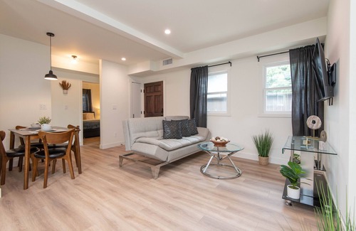 Atwater Village Casa | Beautiful House in Atwater Village