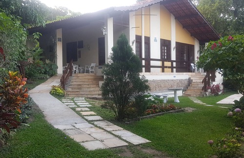 Guaramiranga Casa | Linda casa en la sierra con piscina, sauna, duchas, billar, cancha, barbacoa