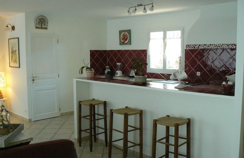 Saint-Chamas Casa | Bonita casa en Provenza, jardín y jacuzzi (mediados de junio a mediados de septiembre)