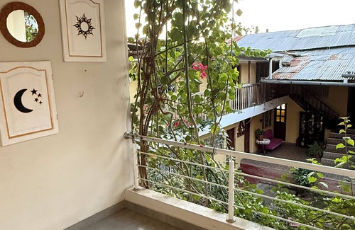 Tarapoto Casa | Bella casa de las BUGANVILLAS a 5 minutos del aeropuerto y la plaza central.