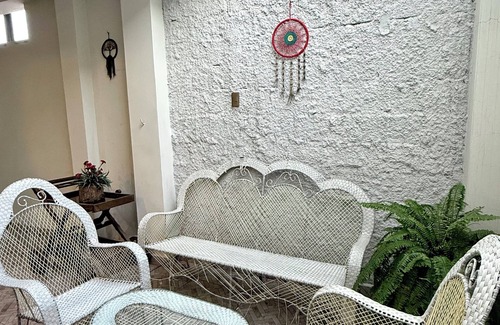 Tarapoto Casa | Bella casa de las BUGANVILLAS a 5 minutos del aeropuerto y la plaza central.