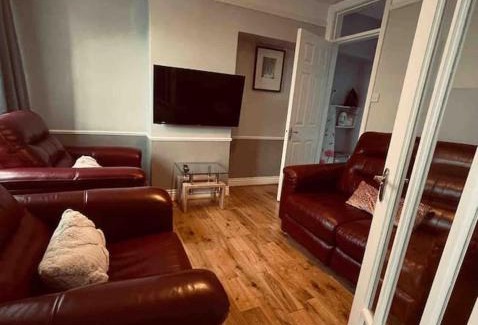 Killarney Casa | Beautiful House In Town