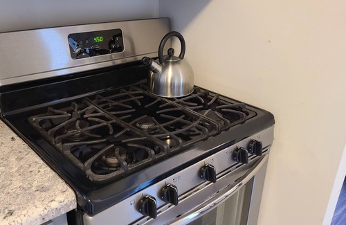 Carol Stream Casa | Beautiful House in Carol Stream near Downtown Chicago