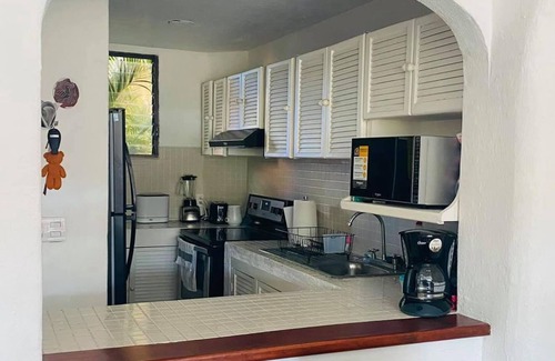Isla Iguana Casa | Beautiful House at the Marina