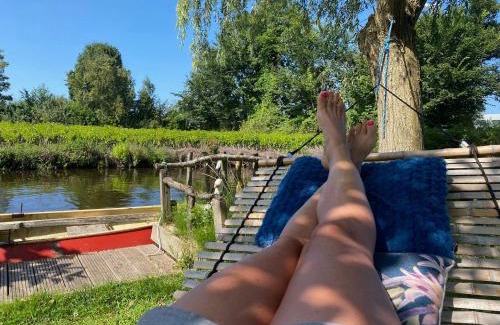 Aalsmeer Casa | Beautiful house on an island near Amsterdam