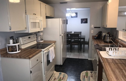Bearss Plaza Chalet De Esquí | beautiful house . safe neighbor
