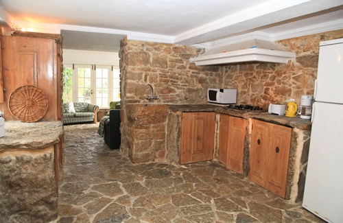 Colares Casa | Hermosa casa en alquiler con piscina