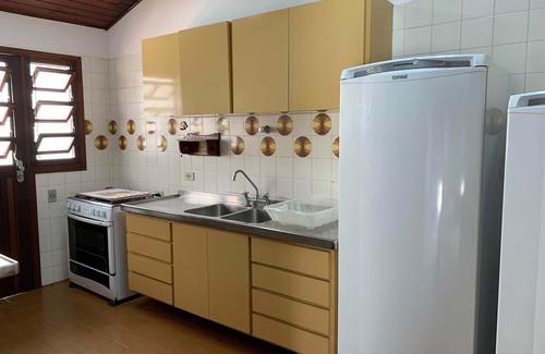 Praia dos Sonhos Casa | Hermosa casa con 4 suites, piscina y barbacoa
