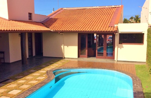 Praia dos Sonhos Casa | Hermosa casa con 4 suites, piscina y barbacoa