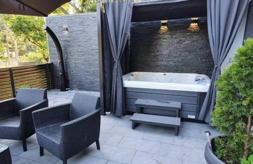 Bakarac Casa | Beautiful house with large terrace and jacuzzi