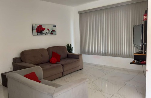Camburi Casa | Casa con piscina, hidromasaje y barbacoa.