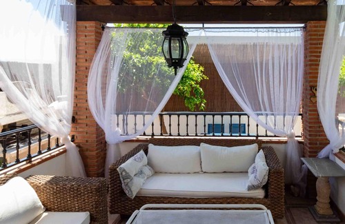 Padul Cabaña | Fantástica casa con piscina, jardín