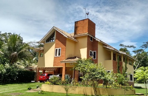 Peruibe Casa | Beautiful house with private pool and field - 24 hour surveillance - WI-FI