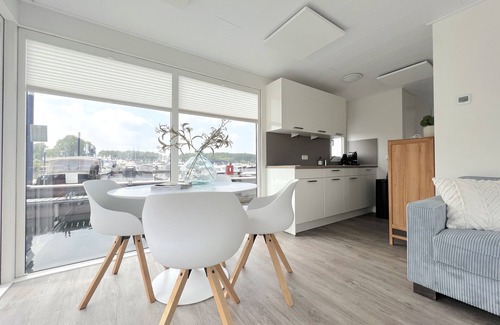 Kerkdriel Alquiler De Eote | Beautiful houseboat in Kerkdriel harbour