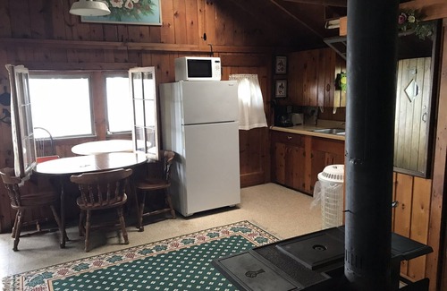 Herron Cabaña | Hermosa Hubbard Lake Cottage 1