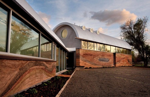 Wonderland Lake Casa | Beautiful Iconic and Sustainable Building in Popular North Boulder Arts District