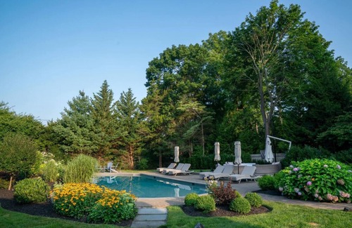 Old Westbury Casa | Beautiful immaculate spacious home in Old Westbury available for Ryder Cup