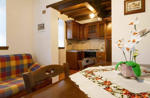 Fabbriche di Vallico Villa | Precioso apartamento en villa con piscina, WIFI, TV, patio, mascotas permitida y aparcamiento