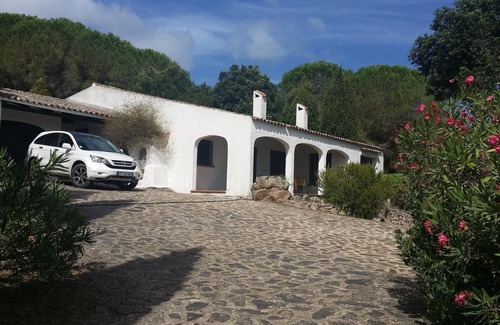 Li Lieri Villa | HERMOSA CASA EN 3 hectáreas de jardines con vistas al mar