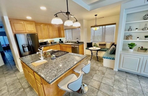Village of La Jolla Casa | Beautiful La Jolla Village Home, Sleeps 9