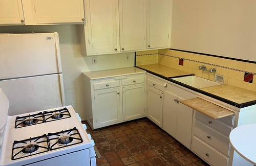 West Los Angeles Apartamento | Beautiful LA Property near Beverly Hills - 5 miles from the beach!