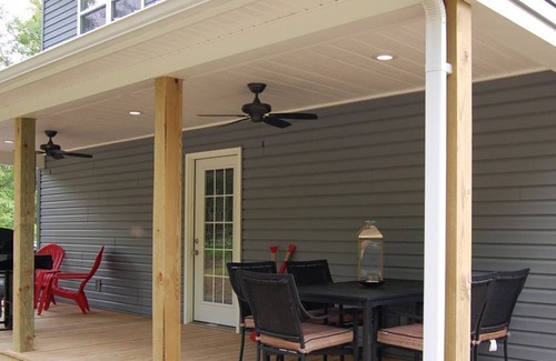 Clarkson Casa | Beautiful lake cottage minutes from lake and close to Mammoth Cave!